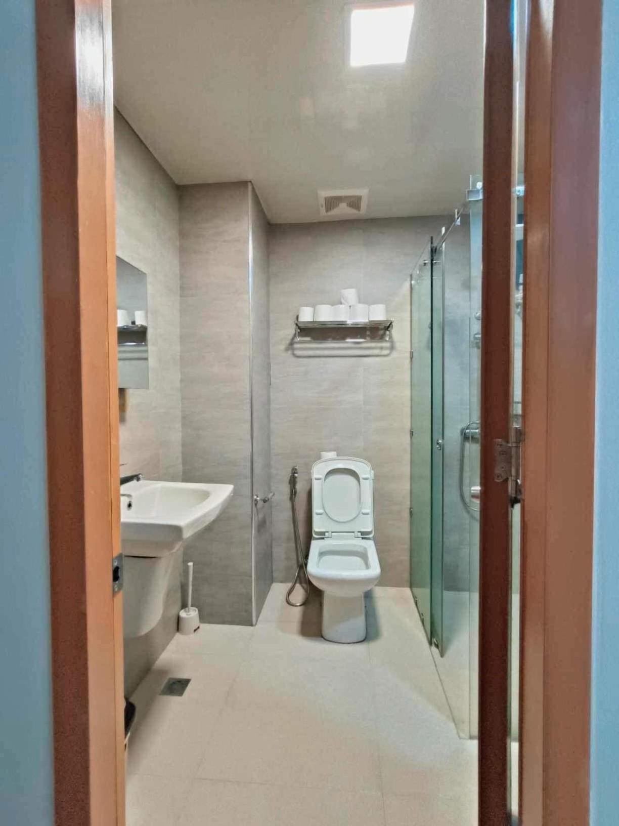Antara Residence Studio Condo Talisay  Esterno foto
